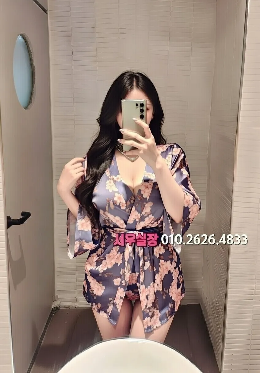 안산 셔츠룸 화이트룸 캐주얼 라운지 인테리어 3